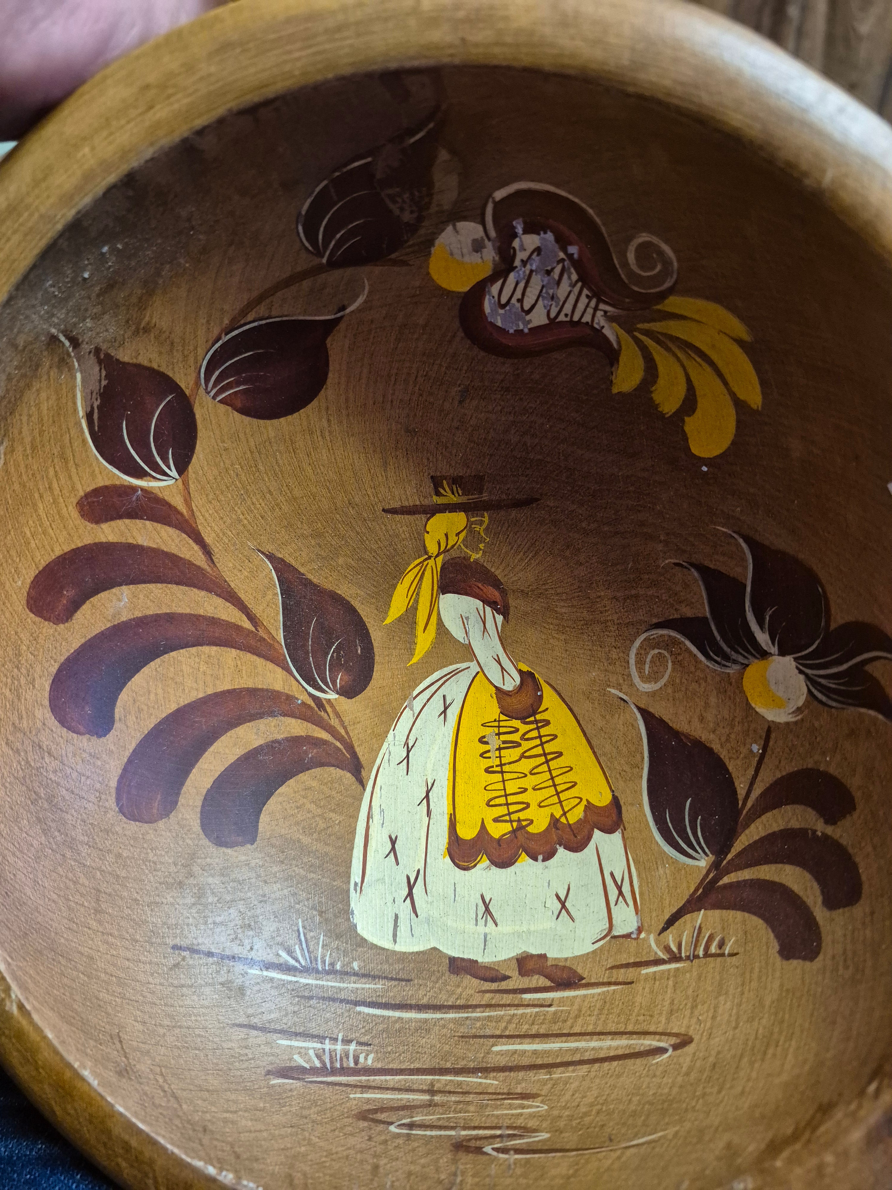 Woodcraftery wooden bowl