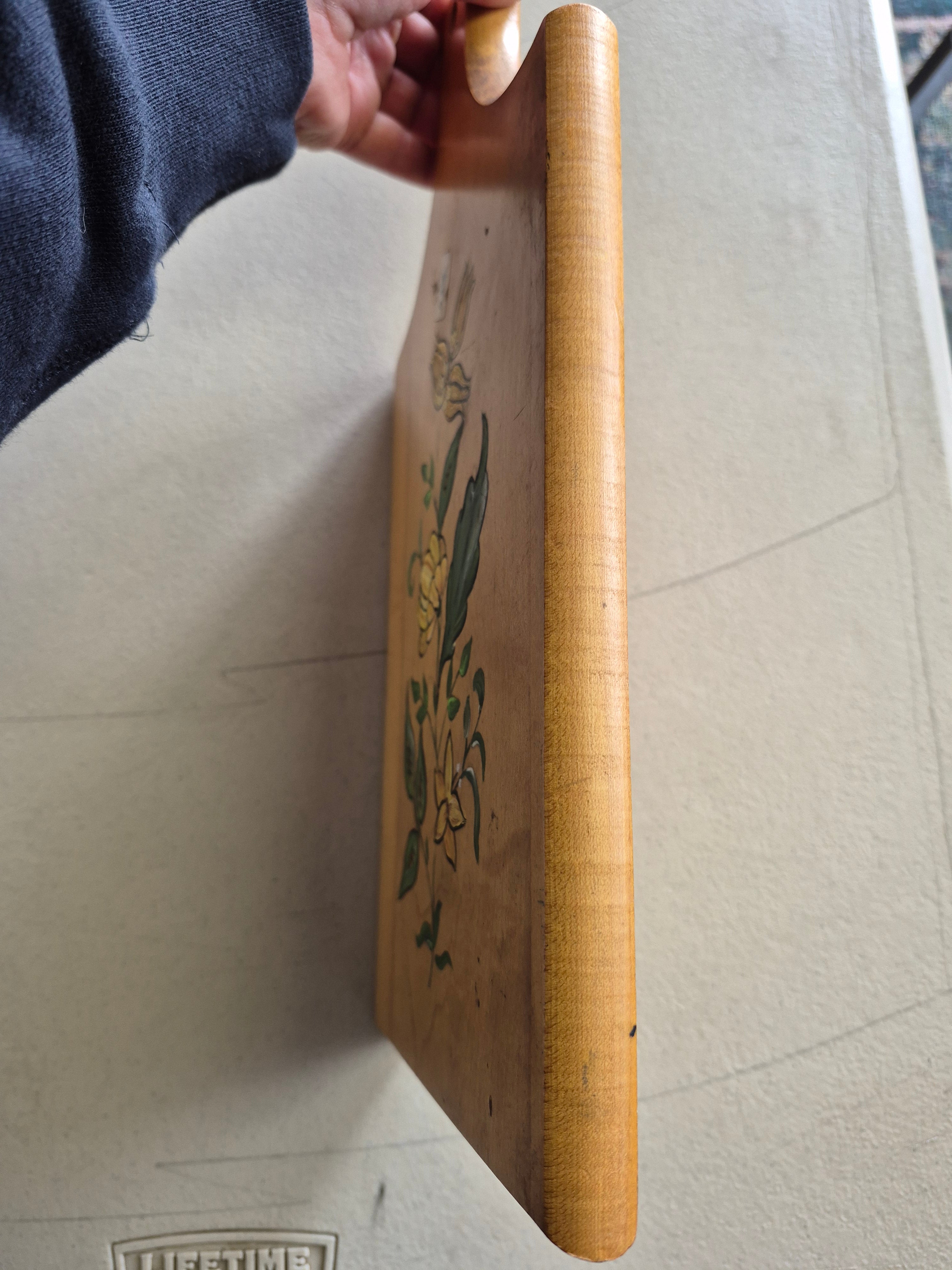 Scandanavian cutting board