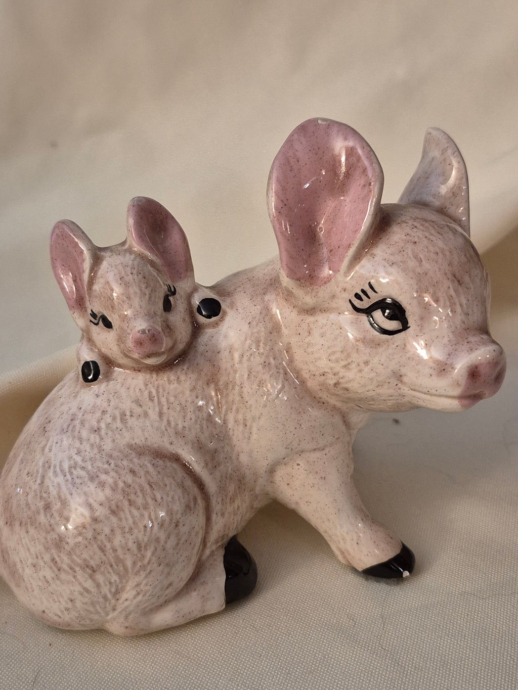 Mom and Baby pig figurine.