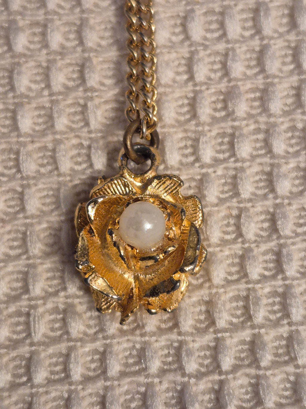 Rose necklace